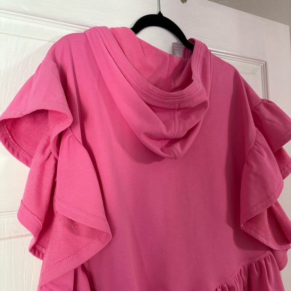 NWT! Entro Ruffle Top - Picture 8 of 8